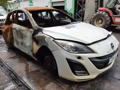 Vehicul casat mazda 3 lim. (bl) sportive al anului 2010 alimentat r2aa