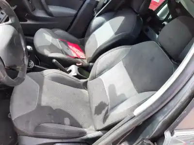 Veículo de Sucata citroen c3 selection do ano 2001 alimentado 8hr