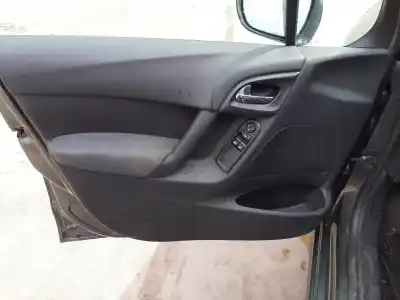 Veículo de Sucata citroen c3 selection do ano 2001 alimentado 8hr