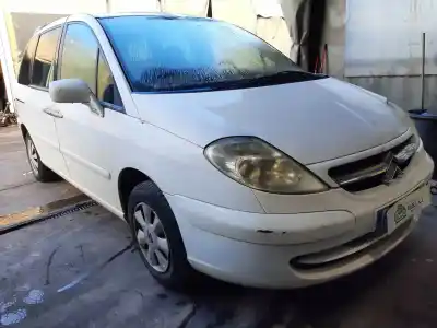 Veículo de Sucata citroen c8 2.0 hdi sx do ano 2003 alimentado rht