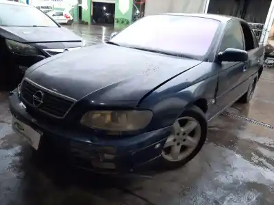 Veículo de Sucata opel omega b elegance berlina do ano 2001 alimentado y25dt