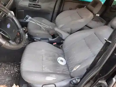 Veicolo di demolizione ford galaxy (vy) ambiente dell'anno 2000 alimentato auy