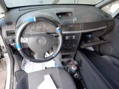 Veículo de Sucata opel meriva cosmo do ano 2001 alimentado y17dt