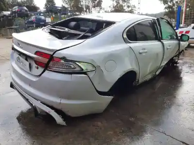 Veículo de Sucata jaguar xf 3.0 v6 diesel luxury do ano 2001 alimentado 306dt