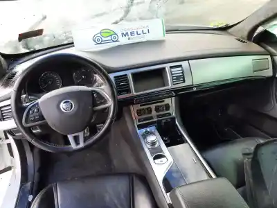 Veículo de Sucata jaguar xf 3.0 v6 diesel luxury do ano 2001 alimentado 306dt