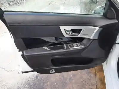 Veículo de Sucata jaguar xf 3.0 v6 diesel luxury do ano 2001 alimentado 306dt