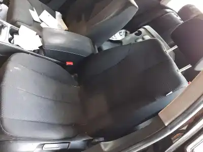 Здавання транспортного засобу volkswagen passat b6 variant (3c5) 2.0 tdi 16v року 2001 потужний bkp