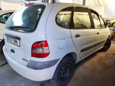 Verschrottungsfahrzeug renault   des jahres 2001 angetrieben f9q744