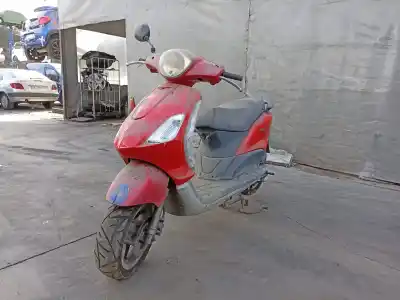 Veículo de Sucata PIAGGIO (VESPA) FLY Fly 50 do ano 2001 alimentado 