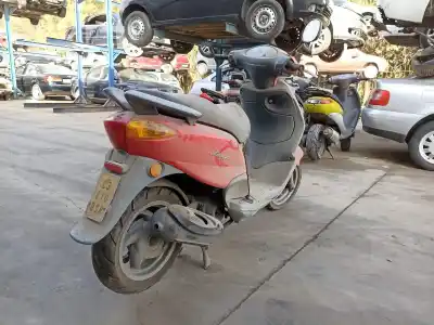 Veículo de Sucata piaggio (vespa) fly fly 50 do ano 2001 alimentado 