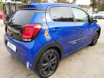 Véhicule à la ferraille citroen c1 urban ride de l'année 2001 alimenté cfb