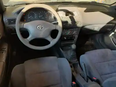 Sloopvoertuig toyota corolla (e11) 1.4 linea terra van het jaar 2000 aangedreven 4zzfe