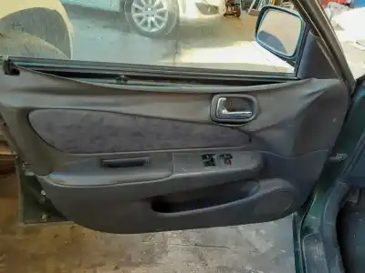 Sloopvoertuig toyota corolla (e11) 1.4 linea terra van het jaar 2000 aangedreven 4zzfe