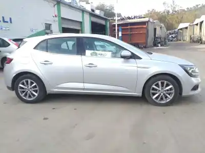 Veículo de Sucata renault megane iv berlina 5p zen do ano 2001 alimentado k9k657
