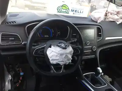 Veículo de Sucata renault megane iv berlina 5p zen do ano 2001 alimentado k9k657