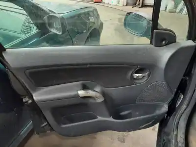 Здавання транспортного засобу citroen c3 (f desde 11/2001) 1.1 8v року 2004 потужний hfx