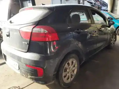 Veículo de Sucata kia rio concept do ano 2015 alimentado d3fa