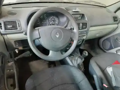 Scrapping Vehicle renault clio ii fase ii (b/cb0) confort expression of the year 2002 powered k9k702