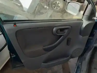 Здавання транспортного засобу opel corsa c (x01) 1.0 (f08, f68) року 2001 потужний z10xe