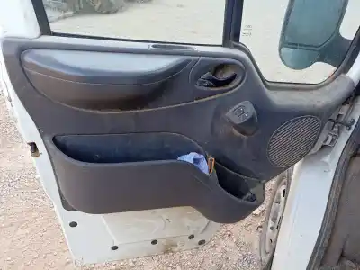 Vehicul casat ford transit caja cerrada, media (fy) (2000 =>) ft 300 2.0 al anului 2005 alimentat d/fifa