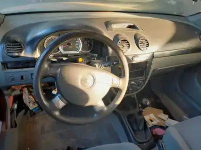 Veículo de Sucata chevrolet lacetti se do ano 2001 alimentado f14d3