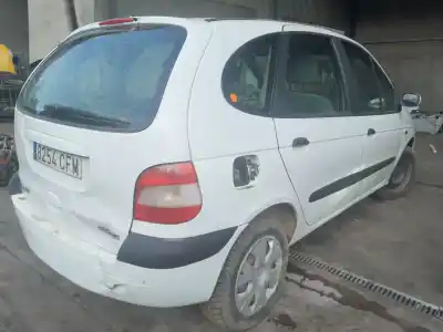 Verschrottungsfahrzeug renault scénic i monospace (ja0/1_, fa0_) 1.9 dti (ja1u) des jahres 2001 angetrieben f9q744