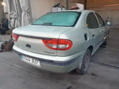 Scrapping Vehicle renault megane i scenic (ja0) 1.6 16v kaleido 107 cv / 79 kw of the year 2002 powered k4m