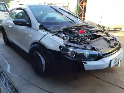 Veículo de Sucata volkswagen scirocco (137) 2.0 tdi (125kw) do ano 2010 alimentado cbb