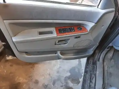 Veículo de Sucata jeep gr. cherokee (wh) 3.0 crd overland do ano 2005 alimentado 642980