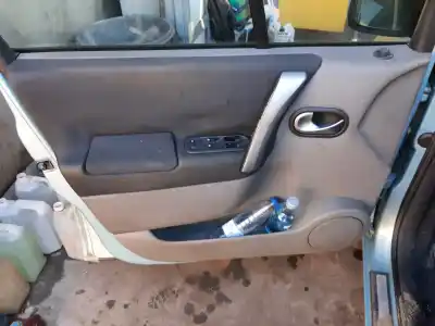 Veículo de Sucata renault scenic ii privilege do ano 2007 alimentado k9k732