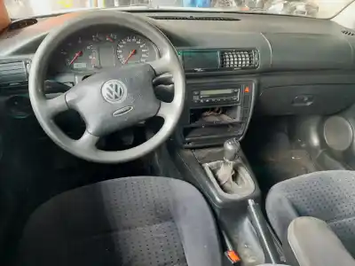 Veículo de Sucata volkswagen passat b5 (3b2) 1.9 tdi do ano 1998 alimentado afn