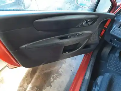 Veículo de Sucata citroen c4 coupe vtr plus do ano 2005 alimentado rhr