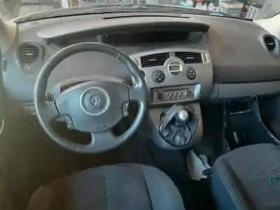 Veículo de Sucata renault scenic ii grand dynamique do ano 2008 alimentado f9q