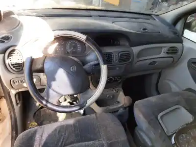 Scrapping Vehicle renault megane i scenic (ja0) 1.9 d alize of the year 1999 powered f8q790