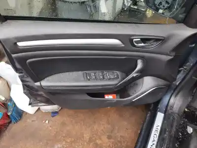 Veículo de Sucata renault megane iv berlina 5p zen do ano 2016 alimentado h5f408