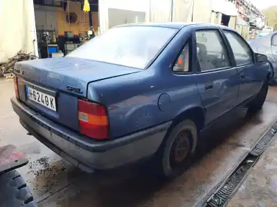 Veículo de Sucata opel vectra a gl 75 cv / 55 kw do ano 1988 alimentado 