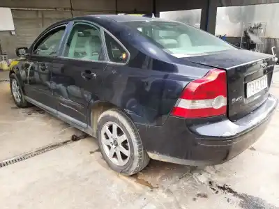 Vehicul casat VOLVO S40 BERLINA 1.6 D Momentum al anului 2006 alimentat D4164T