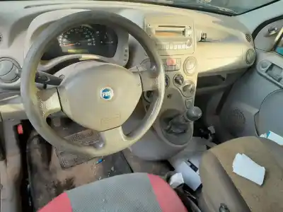 Veicolo di demolizione fiat panda (169) 1.1 8v dell'anno 2006 alimentato 187a1000