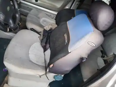 Vehicul casat land rover freelander (ln) s targa al anului 2000 alimentat 204d3