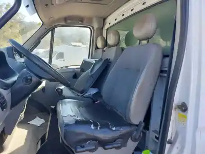 Veículo de Sucata renault mascott pr 110.35/50/55/60 corto 106 cv / 78 kw do ano 2003 alimentado sofim81404313