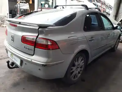Veicolo di demolizione renault laguna ii (bg0) authentique 101 cv / 74 kw dell'anno 2004 alimentato f9q752