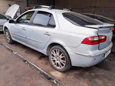 Veicolo di demolizione renault laguna ii (bg0) authentique 101 cv / 74 kw dell'anno 2004 alimentato f9q752