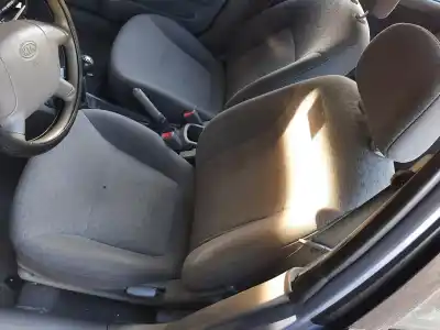 Scrapping Vehicle kia rio rs berlina of the year 2004 powered a3d