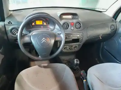 Veículo de Sucata citroen c3 pluriel 1.4 do ano 2003 alimentado kfv