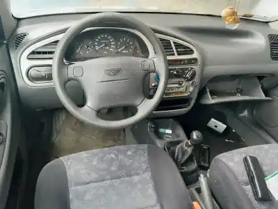 Veículo de Sucata daewoo lanos se do ano 2000 alimentado a15sms