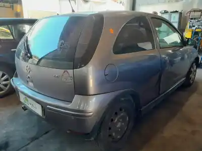 Veicolo di demolizione opel corsa c blue line dell'anno 2006 alimentato z12xep