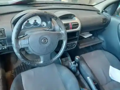 Veicolo di demolizione opel corsa c blue line dell'anno 2006 alimentato z12xep