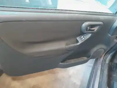 Veicolo di demolizione opel corsa c blue line dell'anno 2006 alimentato z12xep