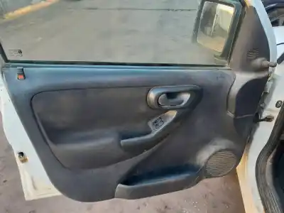 Sloopvoertuig opel combo tour enjoy van het jaar 2006 aangedreven z17dth