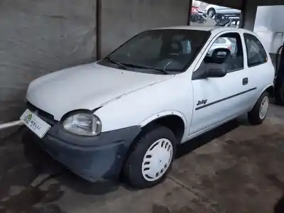 Veículo de Sucata opel corsa a swing-in do ano 1994 alimentado c12nz